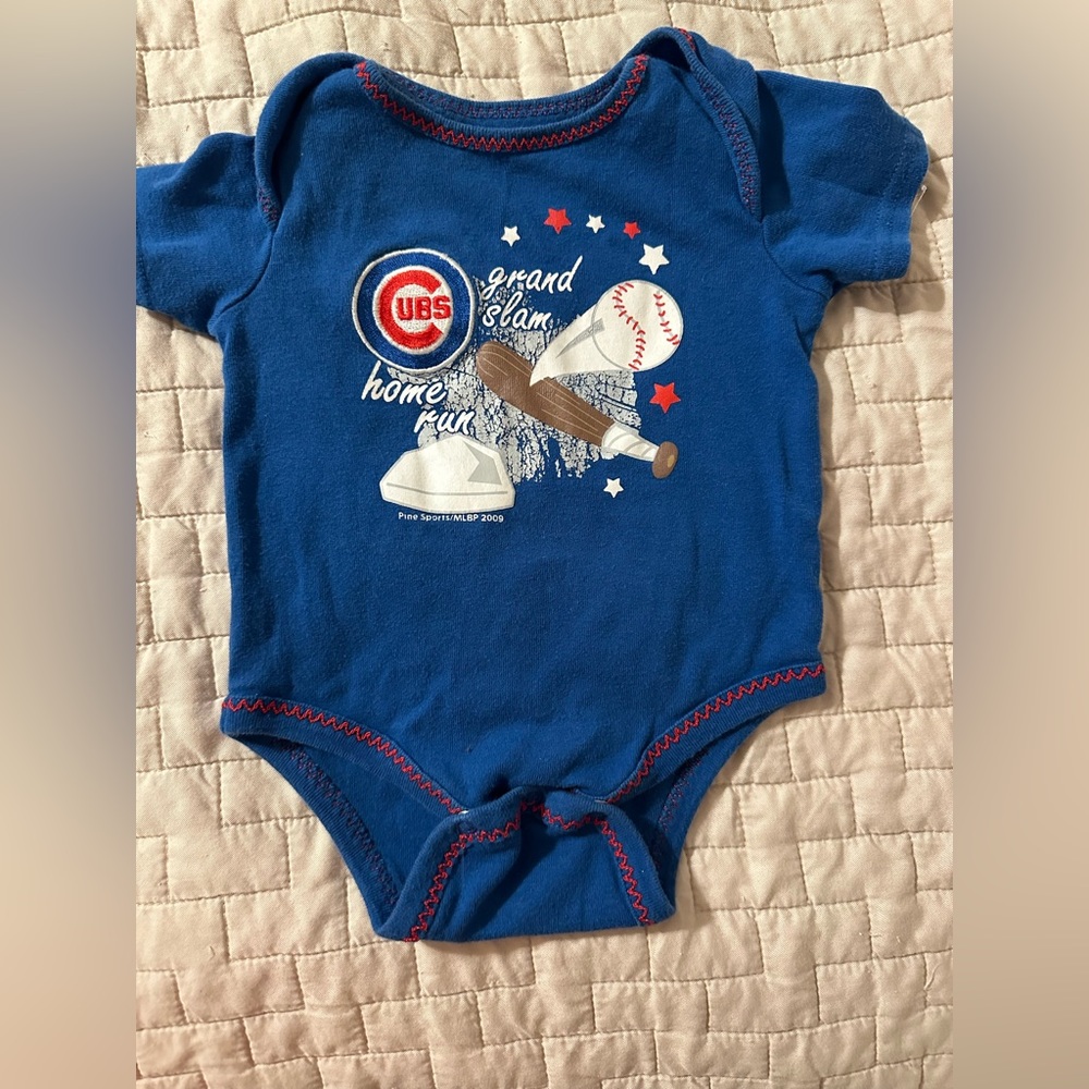 Vintage Chicago Cubs baby onesie